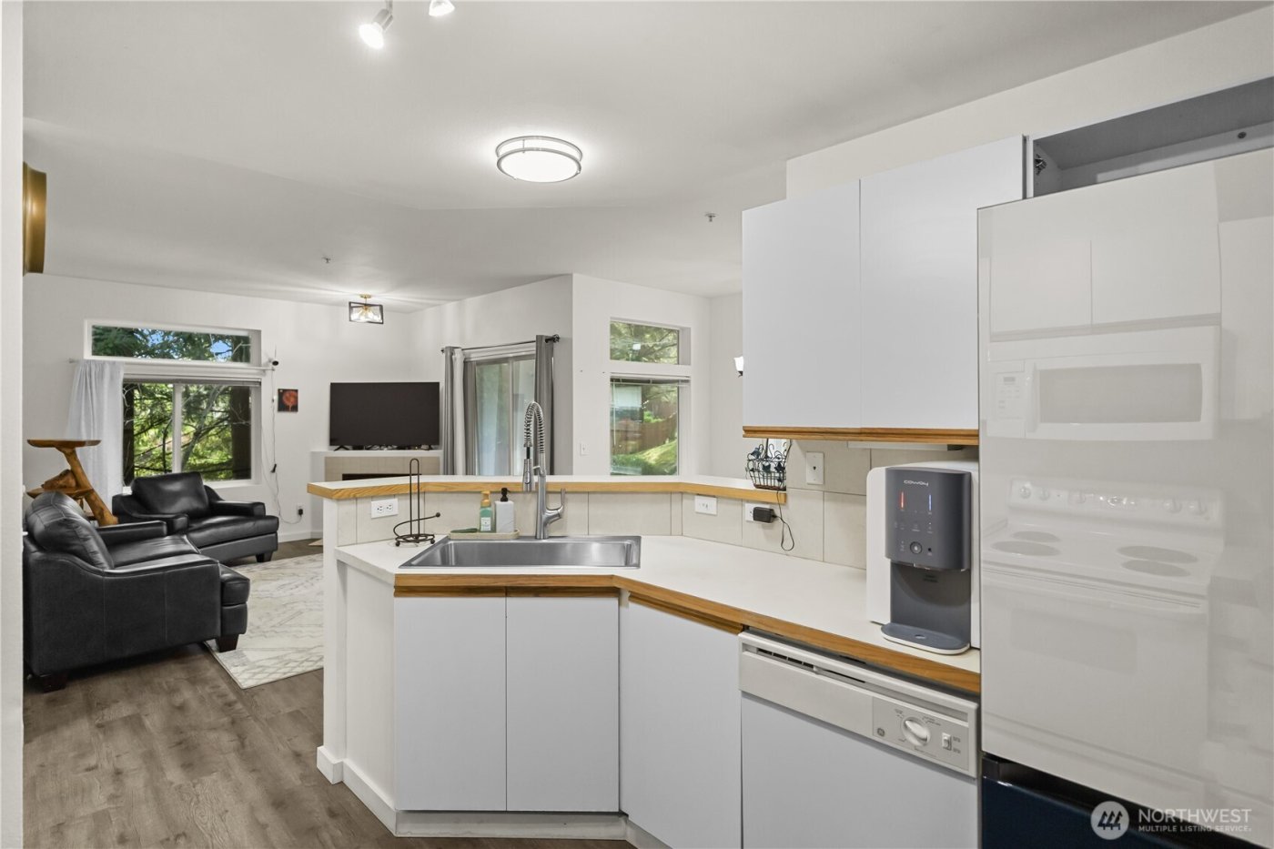 21920 42nd Avenue S #104, Kent, WA 98032