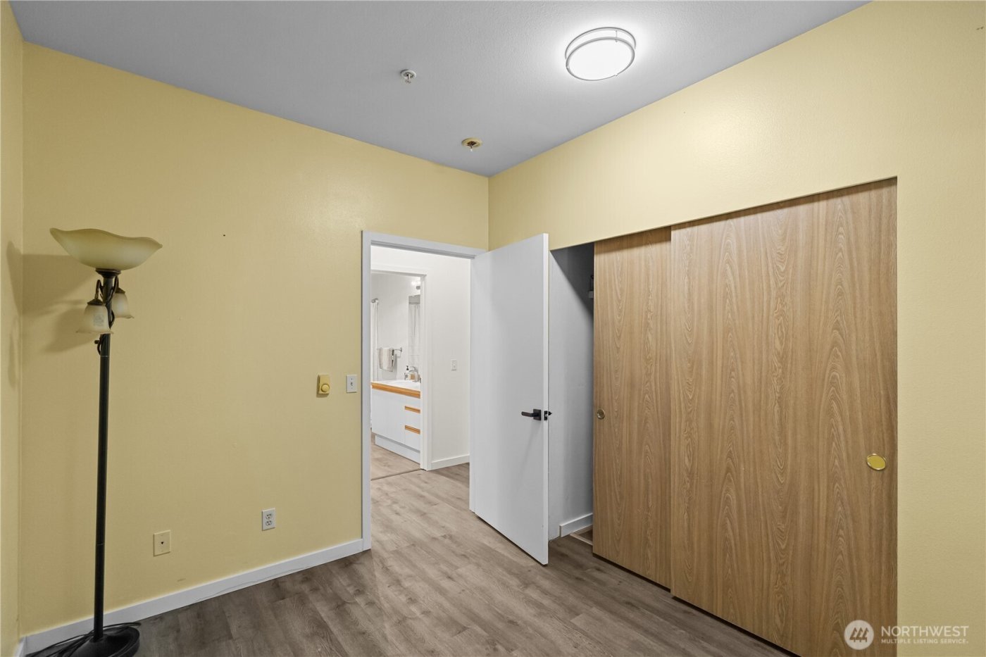 21920 42nd Avenue S #104, Kent, WA 98032