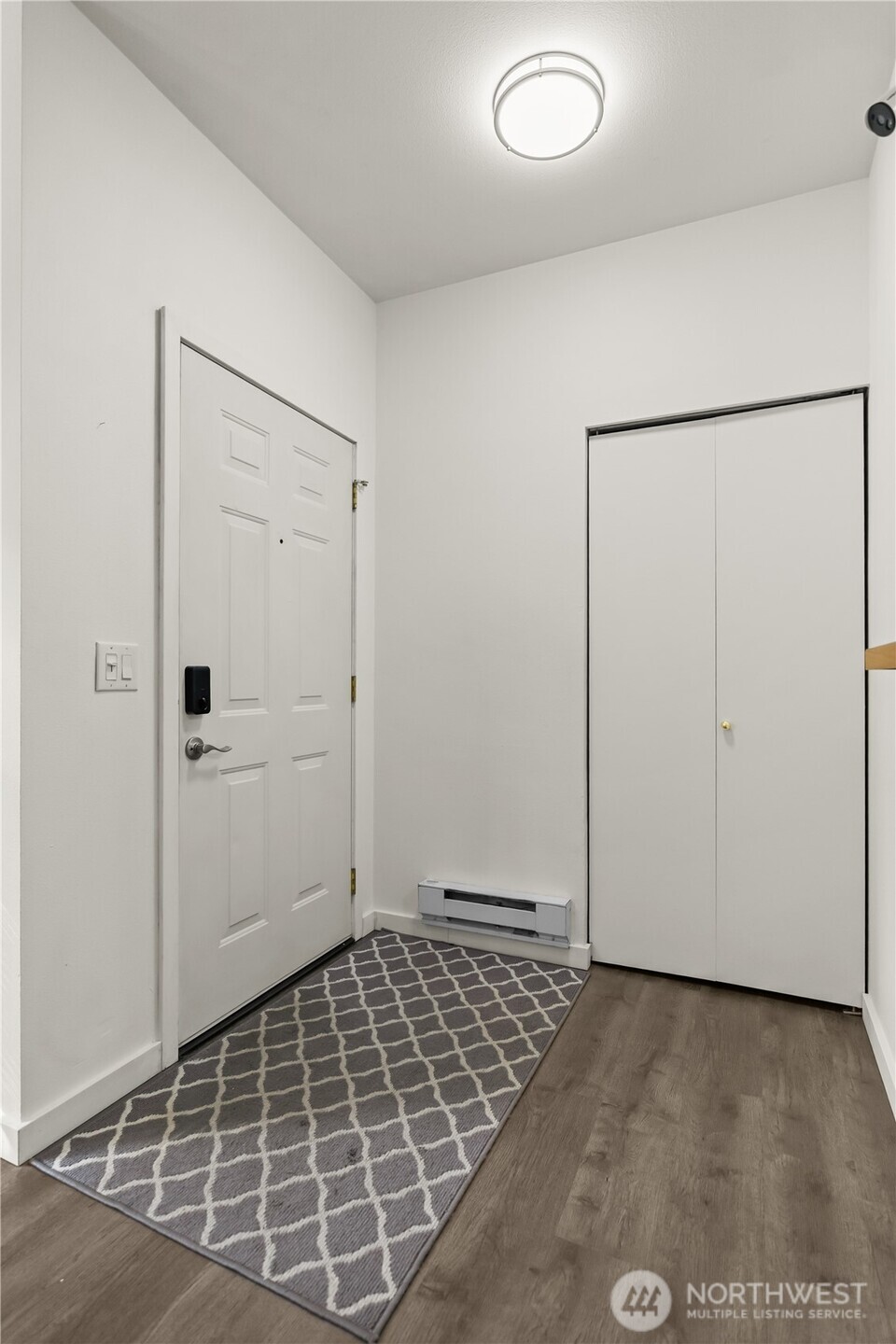 21920 42nd Avenue S #104, Kent, WA 98032