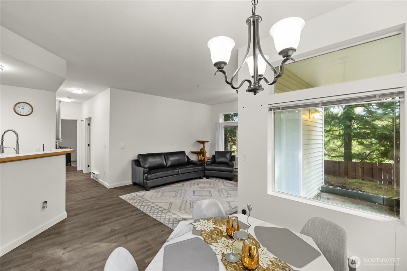 21920 42nd Avenue S #104, Kent, WA 98032