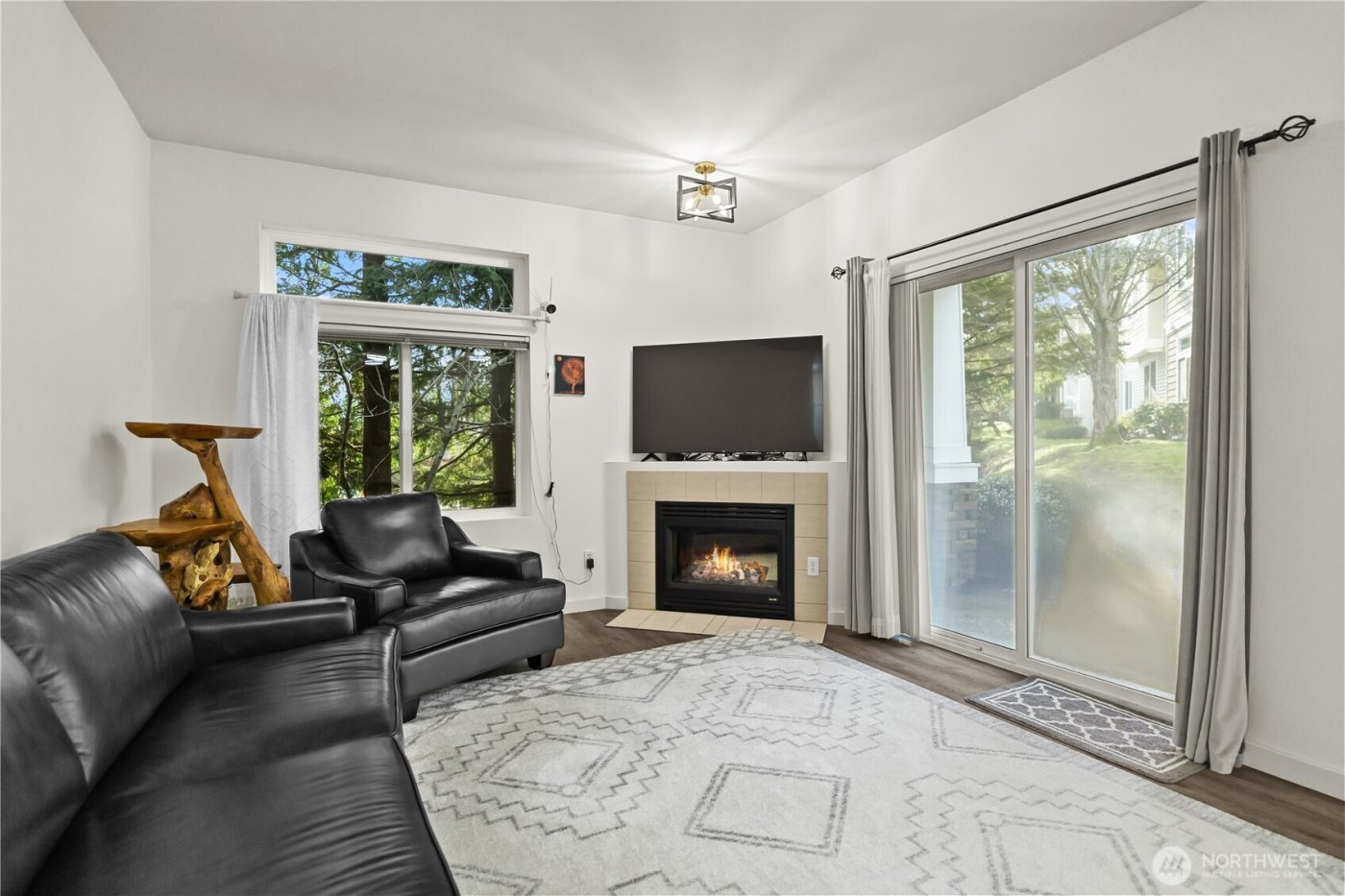 21920 42nd Avenue S #104, Kent, WA 98032