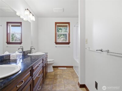 8127 Jamieson Court SW, Tumwater, WA 98512 - Photo 25