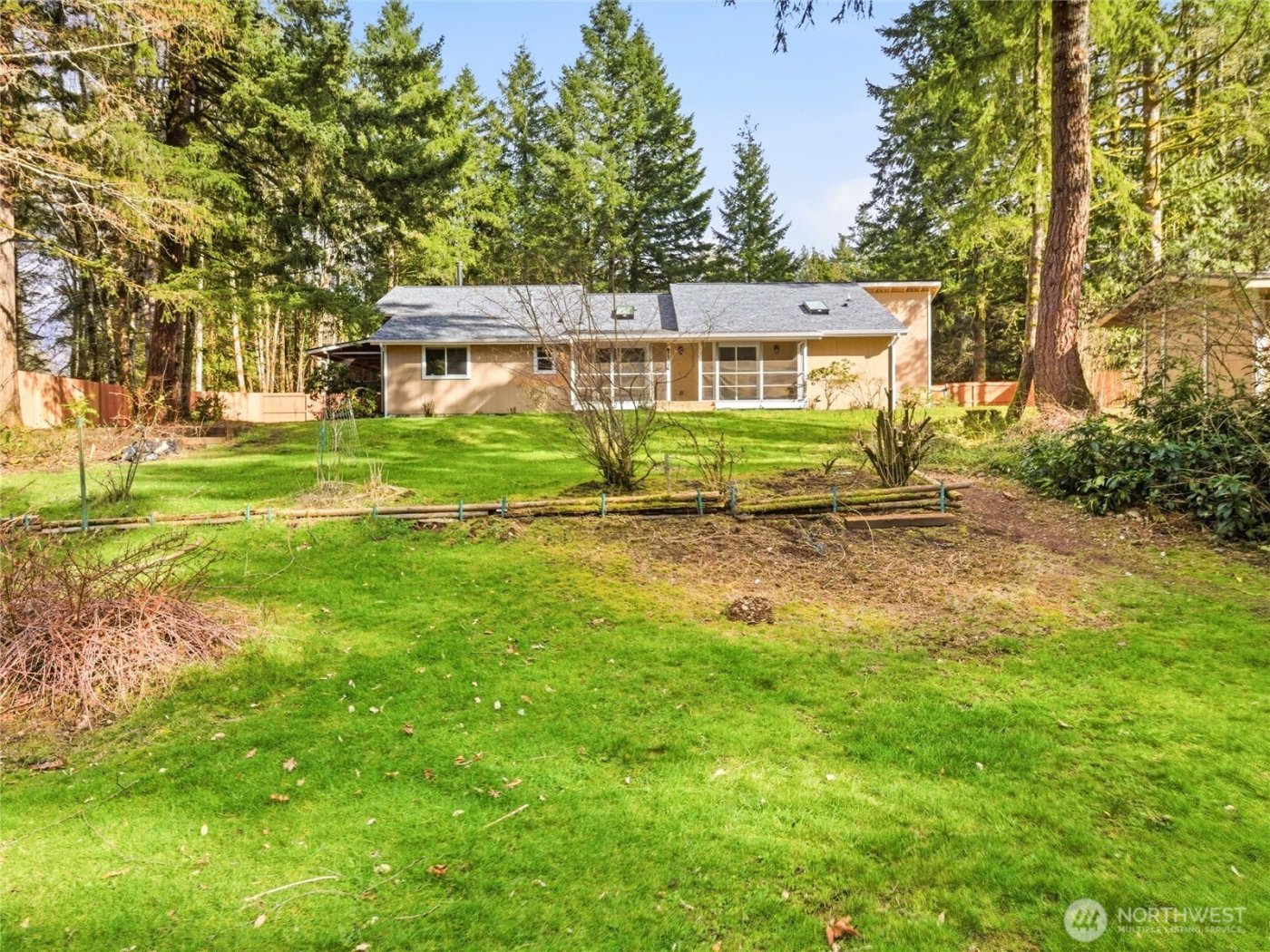 8127 Jamieson Court SW, Tumwater, WA 98512