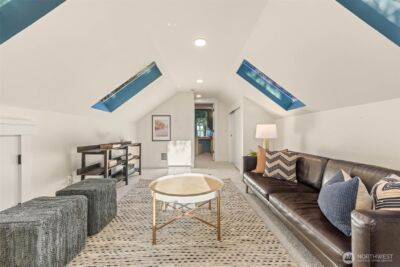 12250 Densmore Avenue N, Seattle, WA 98133 - Photo 20