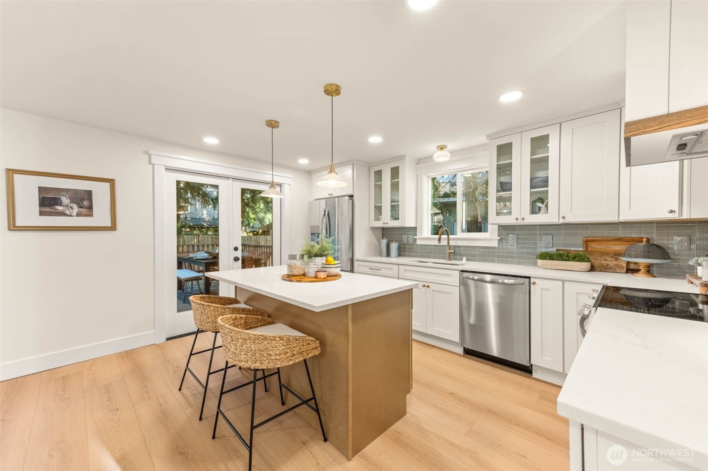 12250 Densmore Avenue N, Seattle, WA 98133