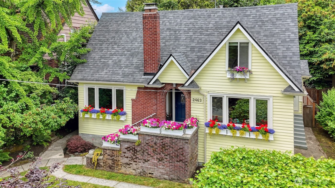2463 26th Avenue E, Seattle, WA 98112