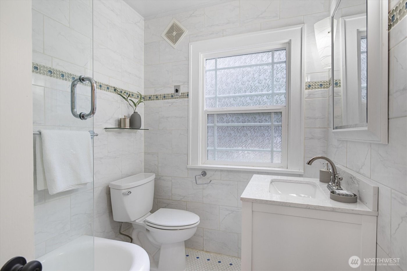 2463 26th Avenue E, Seattle, WA 98112