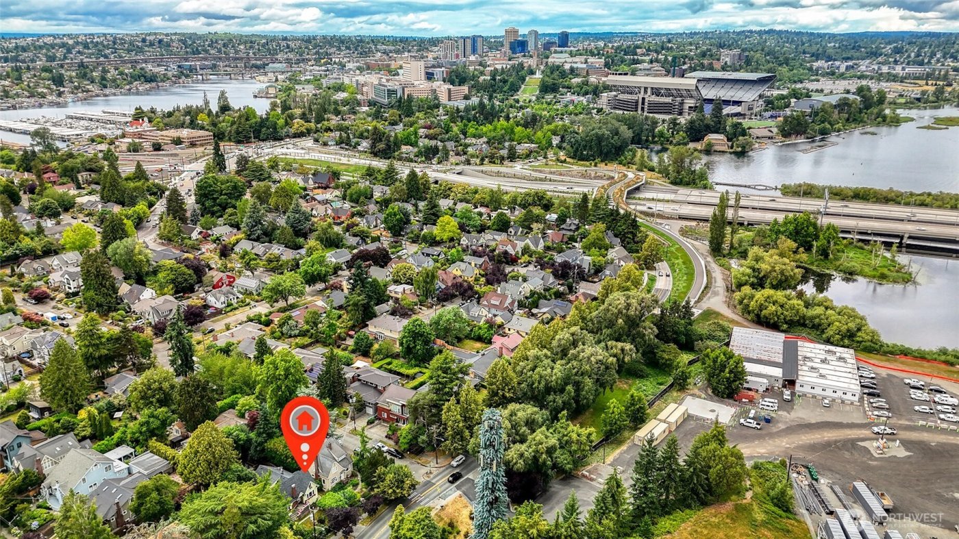 2463 26th Avenue E, Seattle, WA 98112