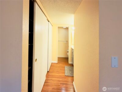 4717 W Lake Sammamish Pkwy SE #C305, Sammamish, WA 98027 - Photo 13