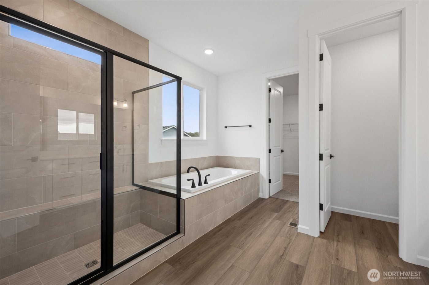 912 Lucas Avenue #17, Buckley, WA 98321