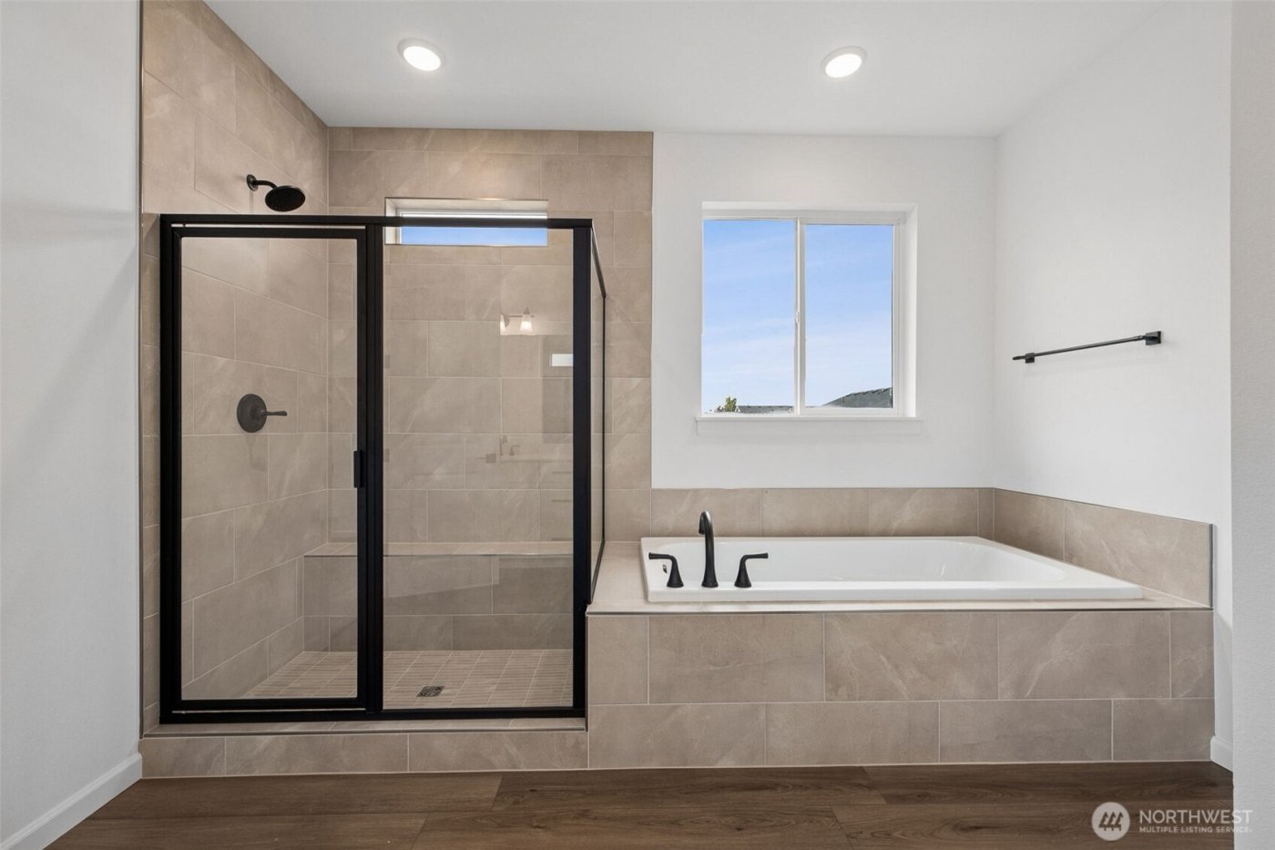 912 Lucas Avenue #17, Buckley, WA 98321