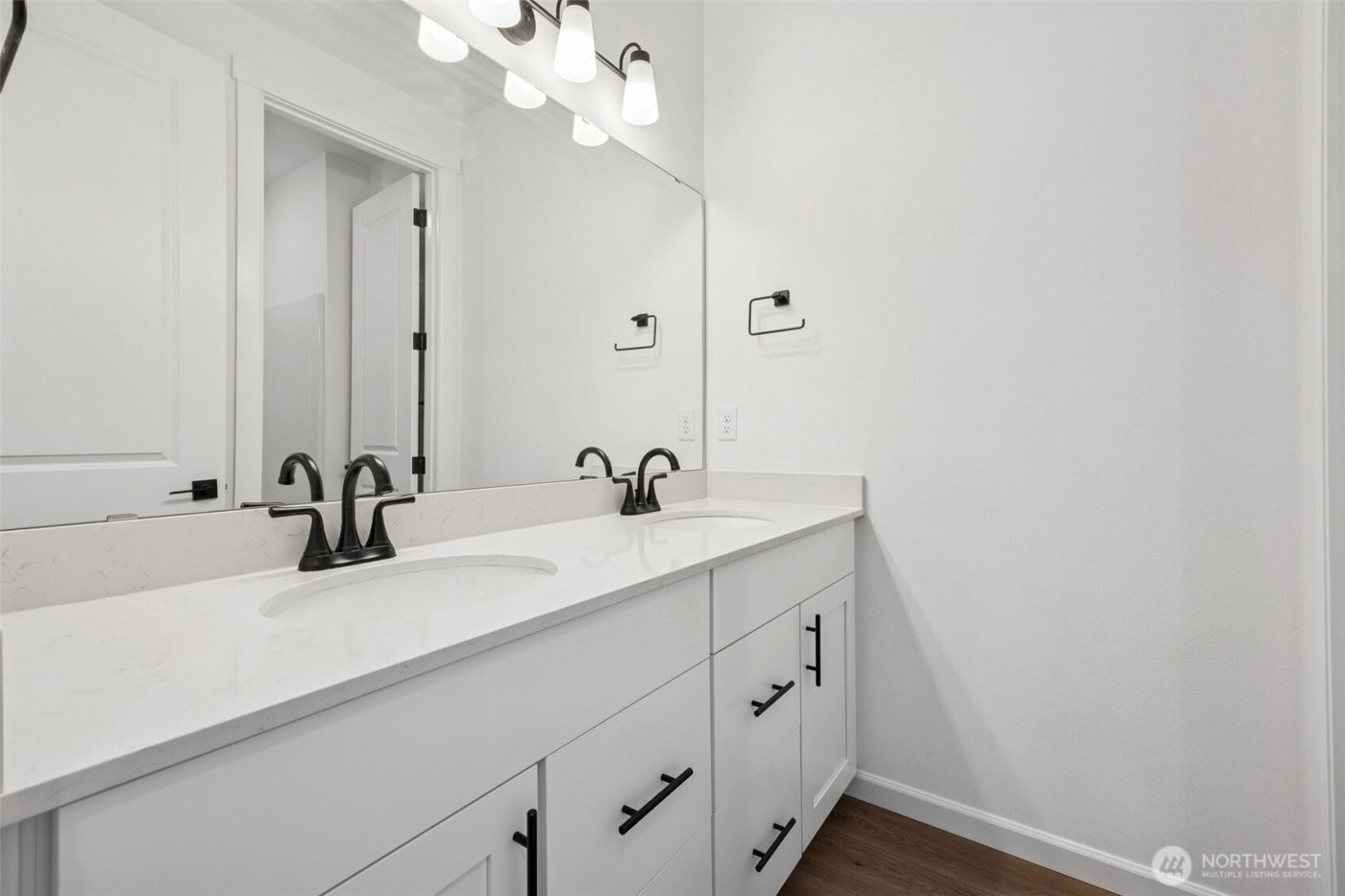 912 Lucas Avenue #17, Buckley, WA 98321