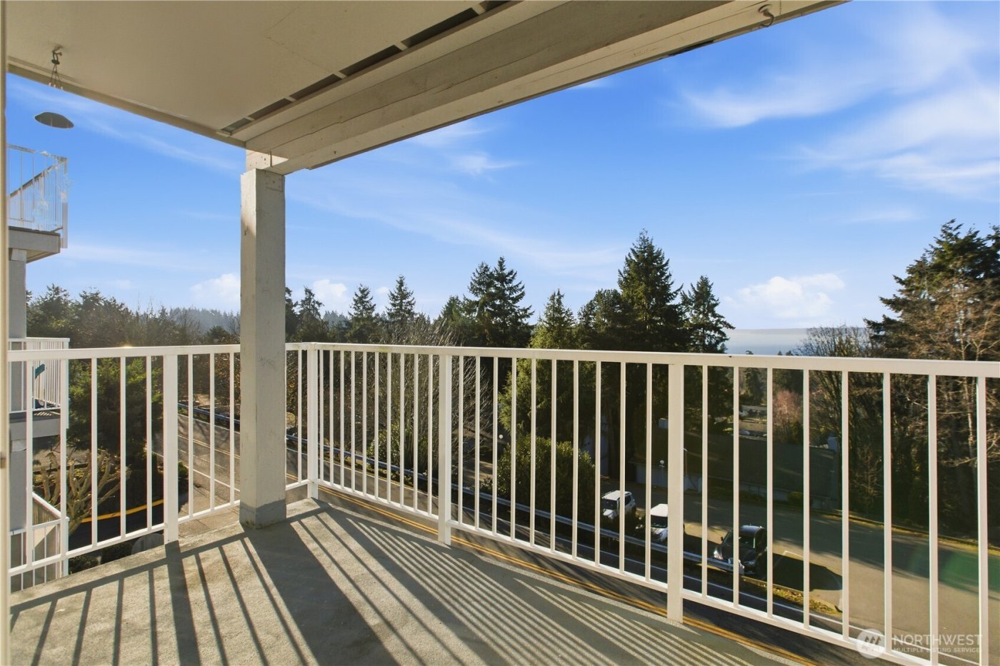 28610 16th Avenue S #303, Federal Way, WA 98003