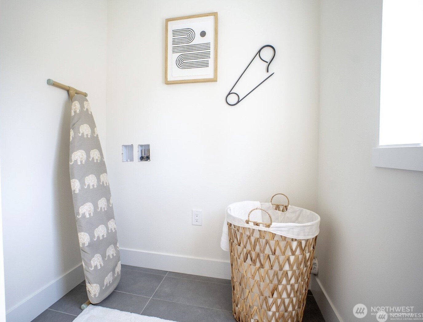 12215 Des Moines Memorial Drive S #B, Seattle, WA 98168