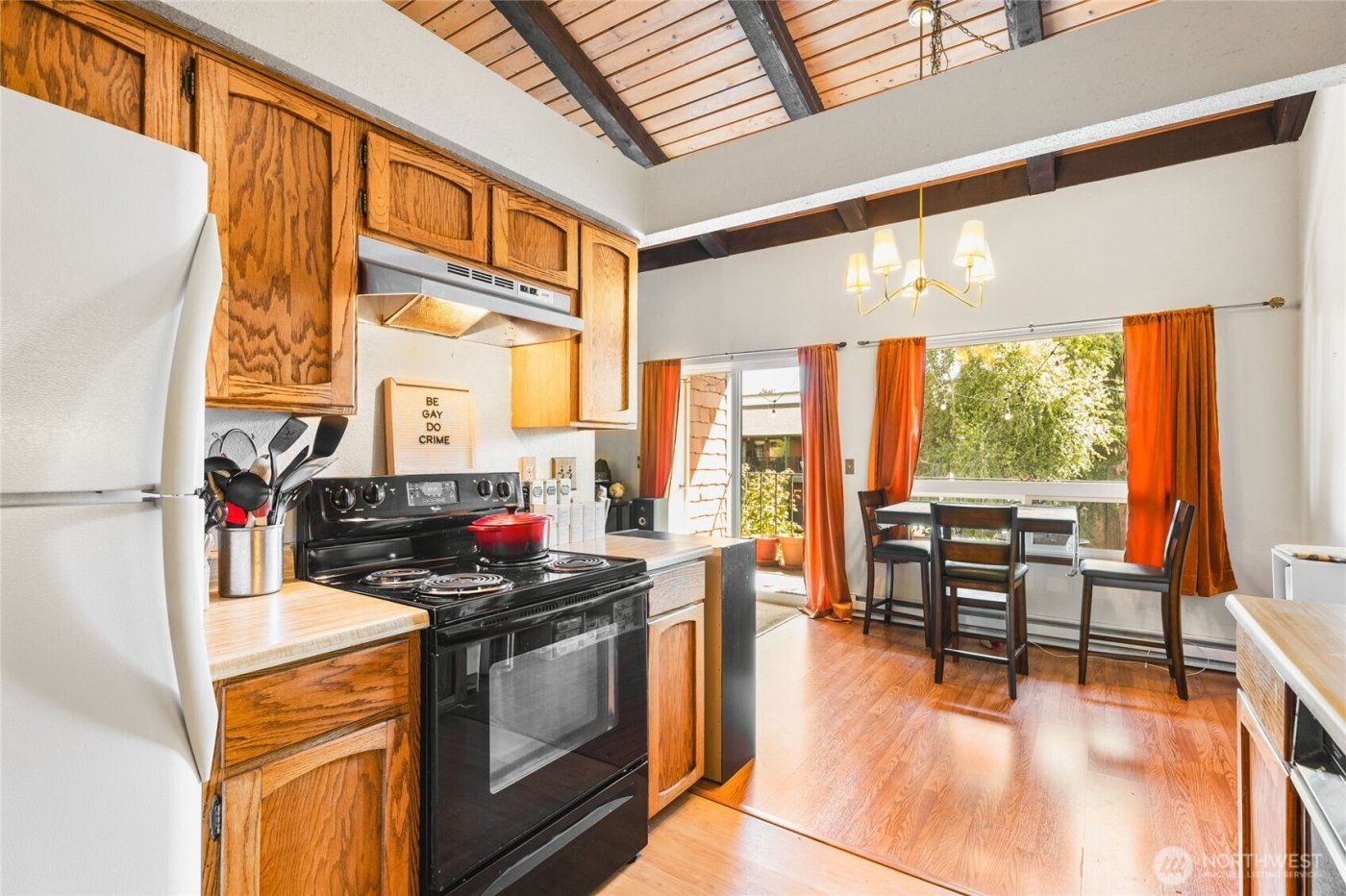 7310 N Skyview Lane #J-301, Tacoma, WA 98406