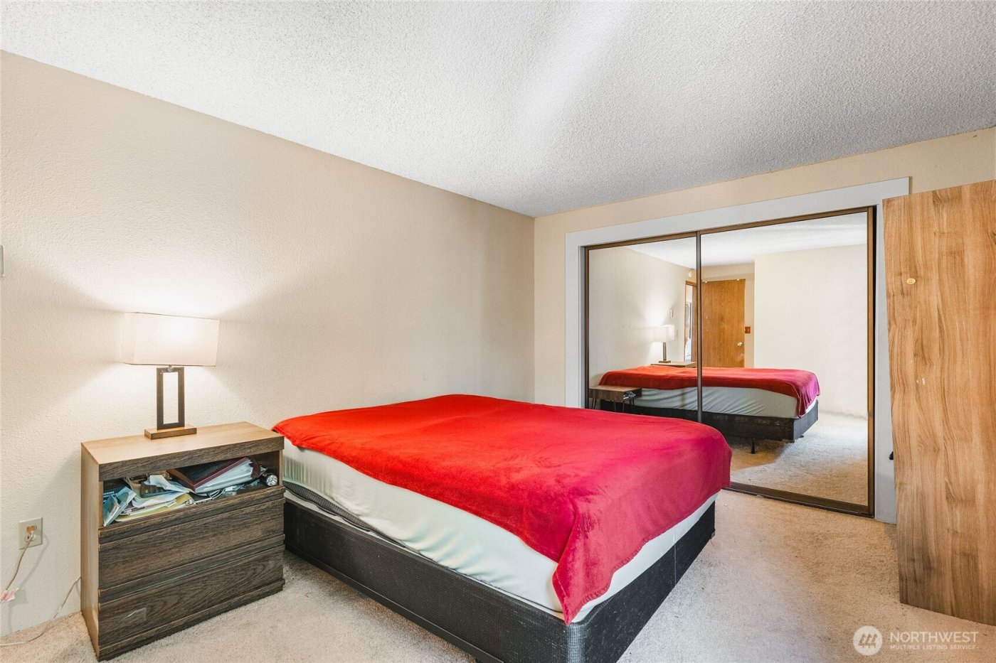 7310 N Skyview Lane #J-301, Tacoma, WA 98406