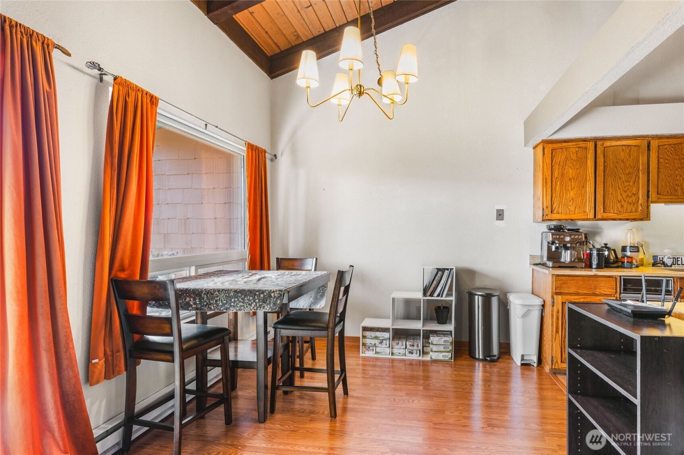 7310 N Skyview Lane #J-301, Tacoma, WA 98406