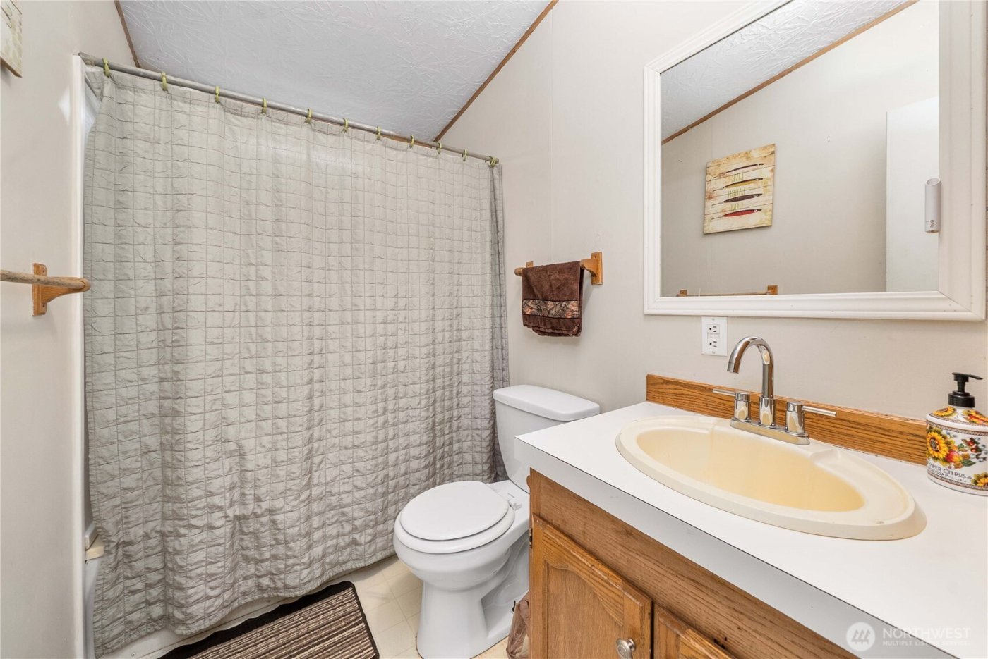 16706 254th Avenue Ct E, Buckley, WA 98321