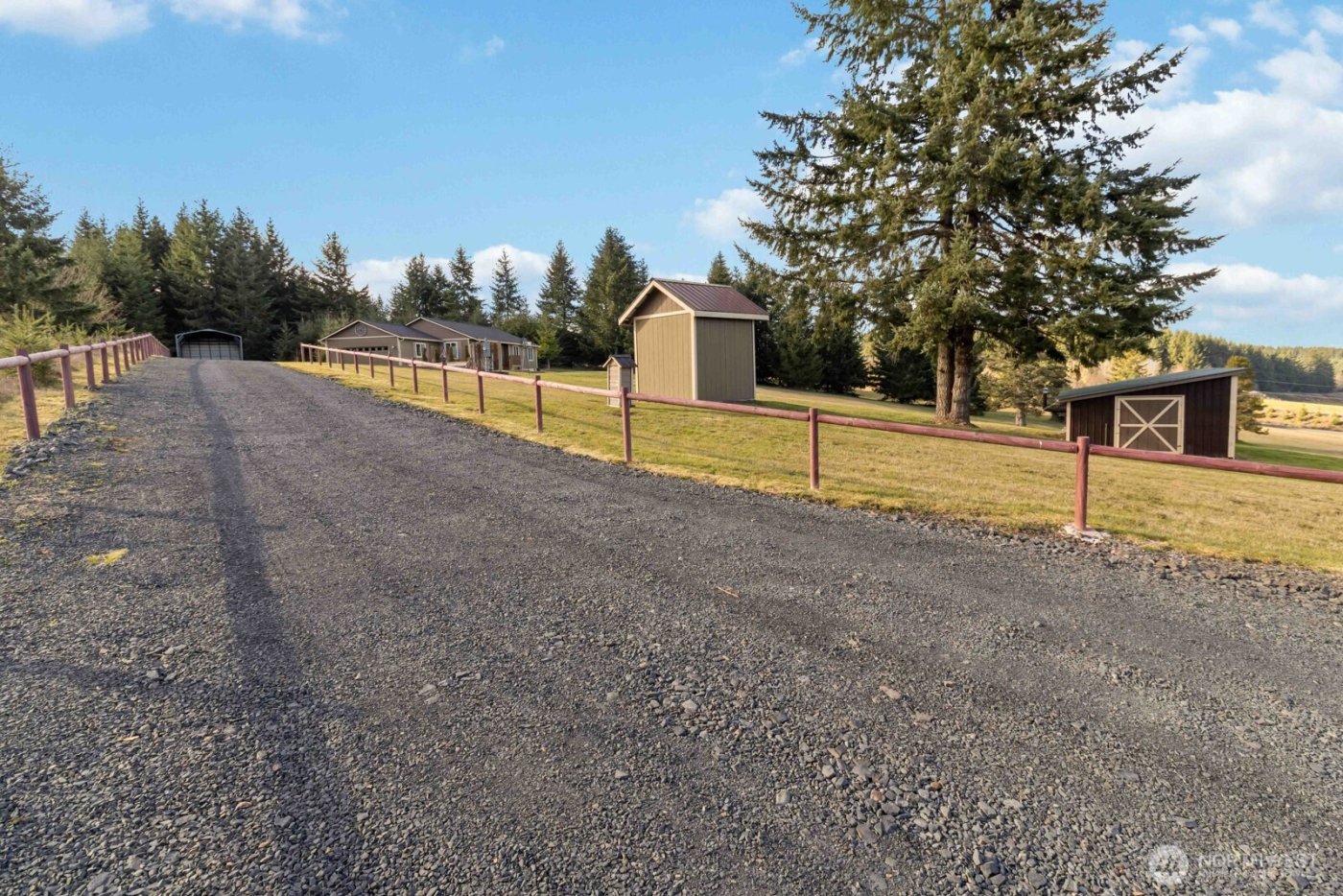 349 Hale Road W, Winlock, WA 98596