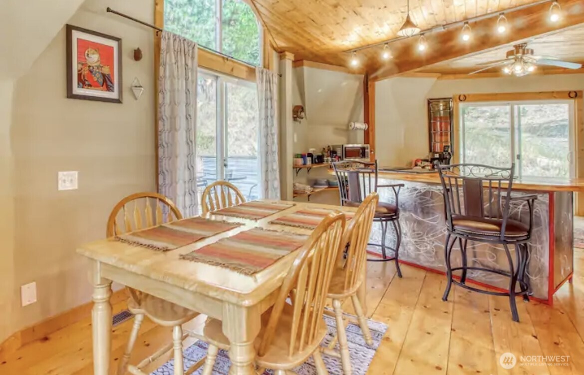 17051 Chumstick Highway , Leavenworth, WA 98826