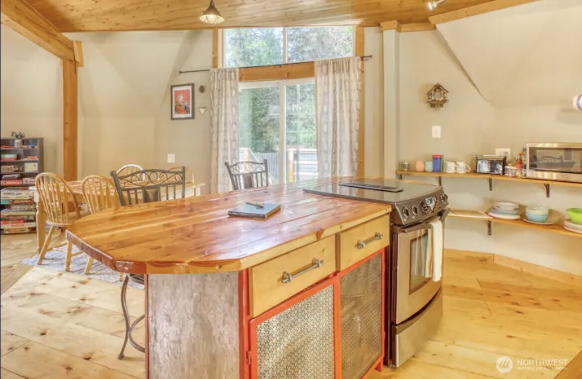 17051 Chumstick Highway , Leavenworth, WA 98826