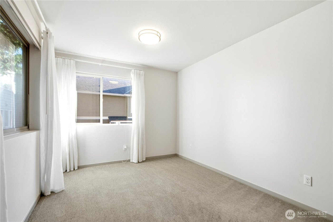 4416 Francis Avenue N #B, Seattle, WA 98103