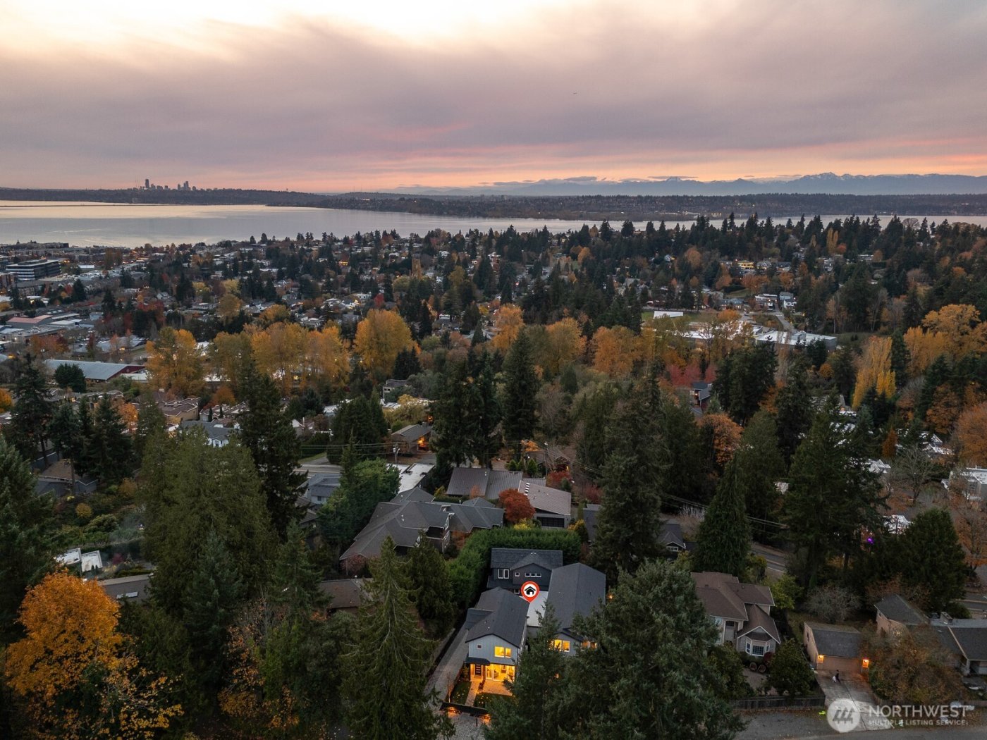 11217 NE 95th Street , Kirkland, WA 98033