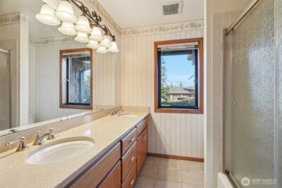 2910 13th Street SW, Puyallup, WA 98373 - Photo 19