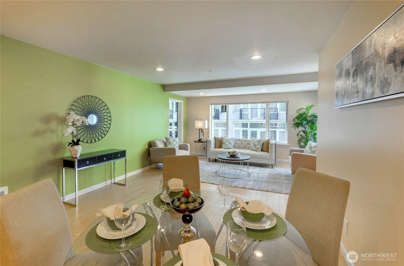 2717 Western Avenue #522, Seattle, WA 98121