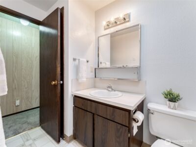 10010 NW 15th Avenue , Vancouver, WA 98685 - Photo 25