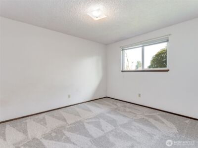 10010 NW 15th Avenue , Vancouver, WA 98685 - Photo 29