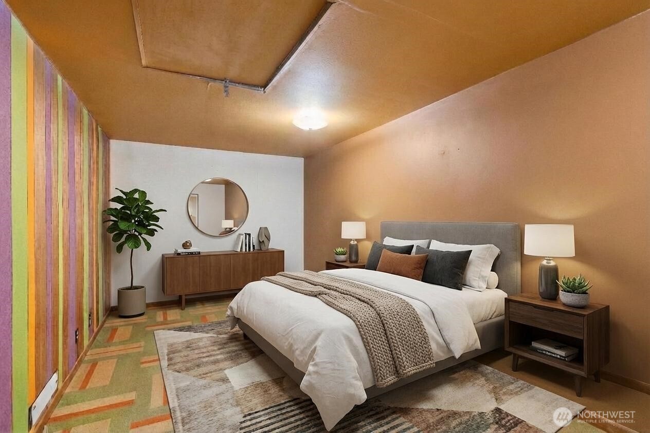 13758 Palatine Avenue N, Seattle, WA 98133