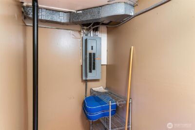 13758 Palatine Avenue N, Seattle, WA 98133 - Photo 29