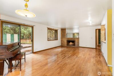 13758 Palatine Avenue N, Seattle, WA 98133 - Photo 7