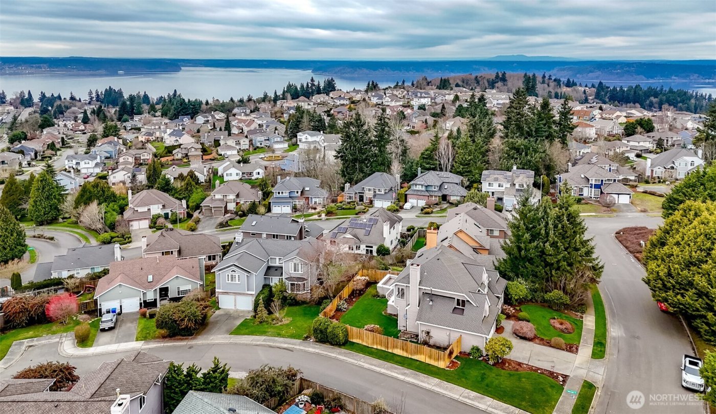 5214 Tower Drive NE, Tacoma, WA 98422