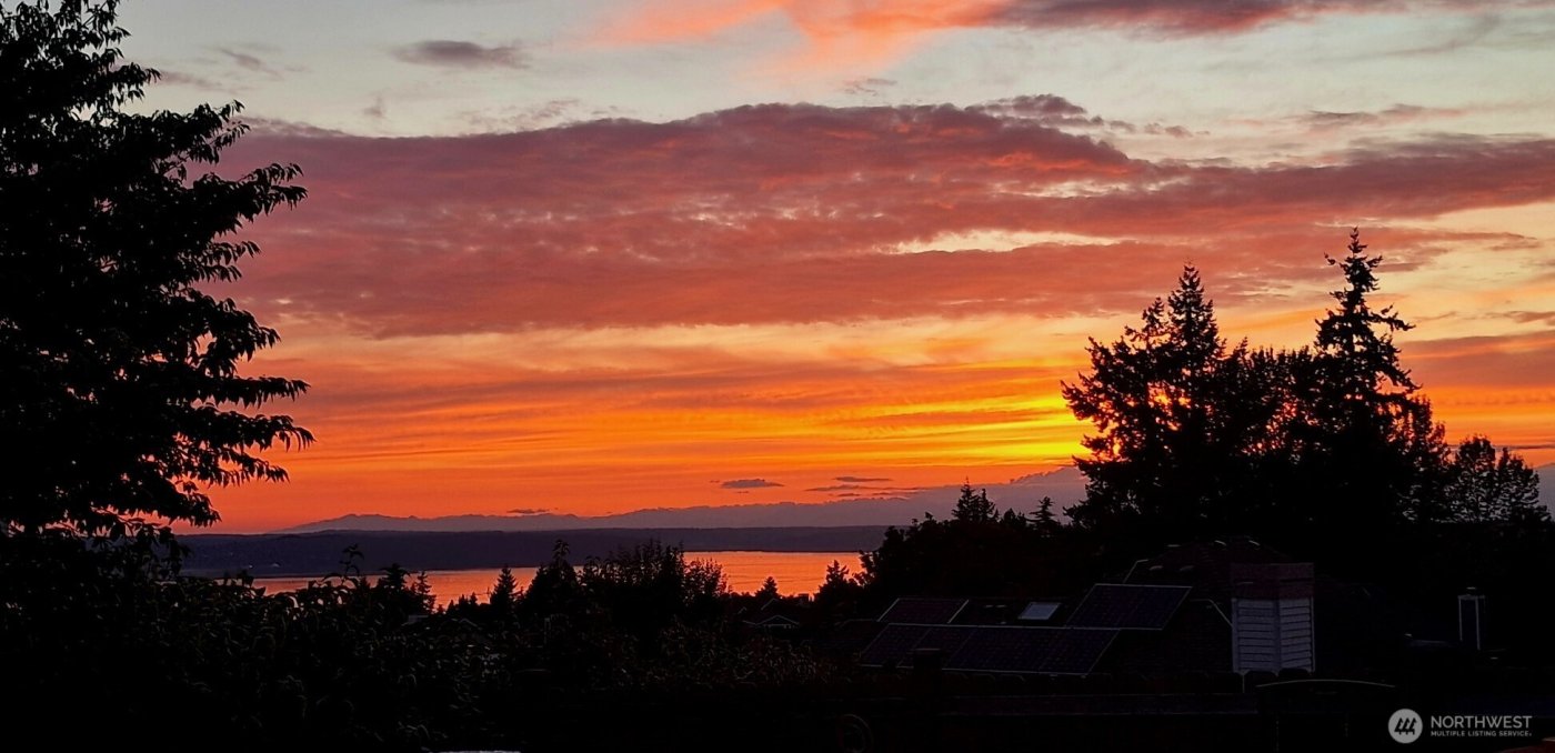 5214 Tower Drive NE, Tacoma, WA 98422