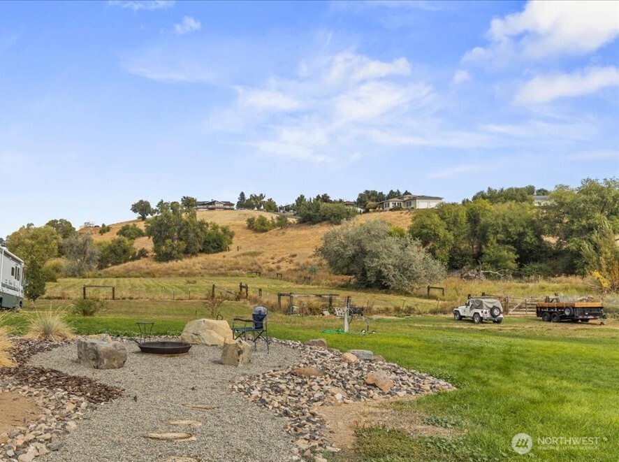 770 Lancaster Road , Selah, WA 98242