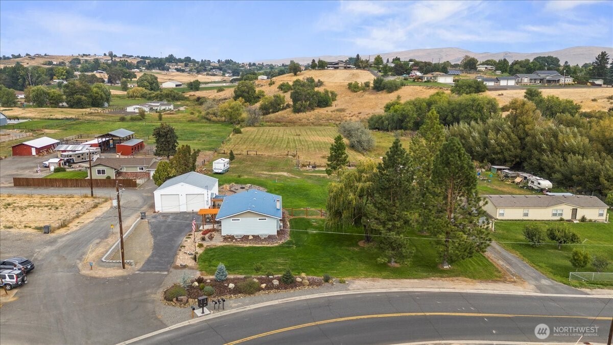 770 Lancaster Road , Selah, WA 98242