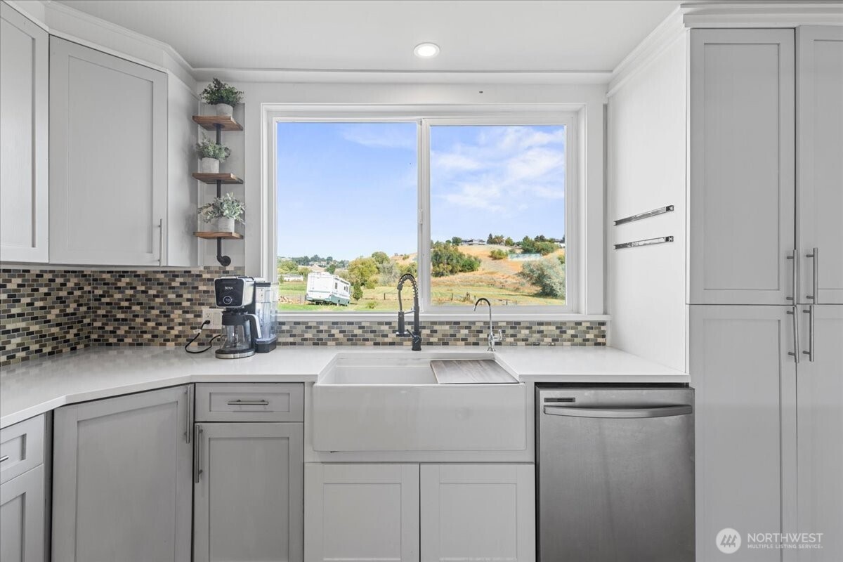 770 Lancaster Road , Selah, WA 98242