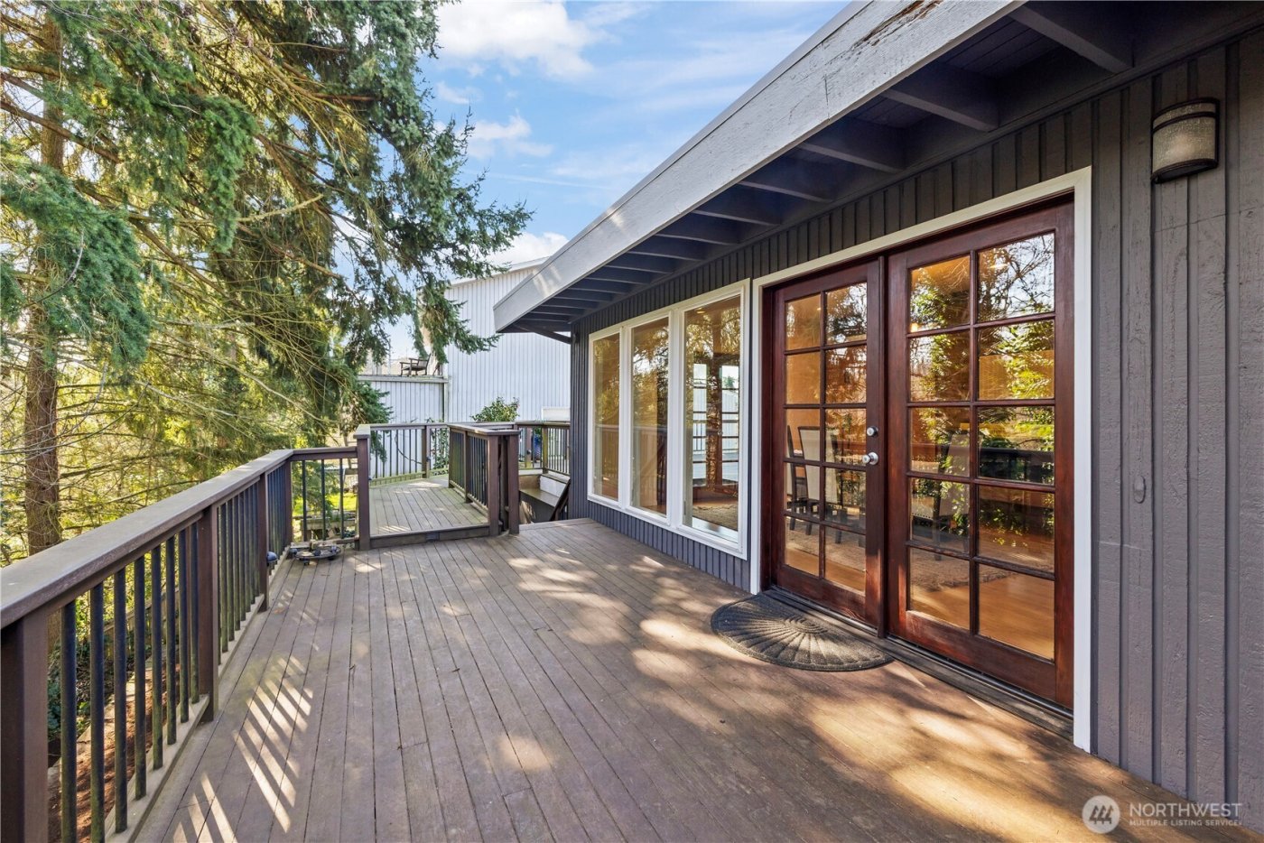 13666 18th Avenue SW, Burien, WA 98166