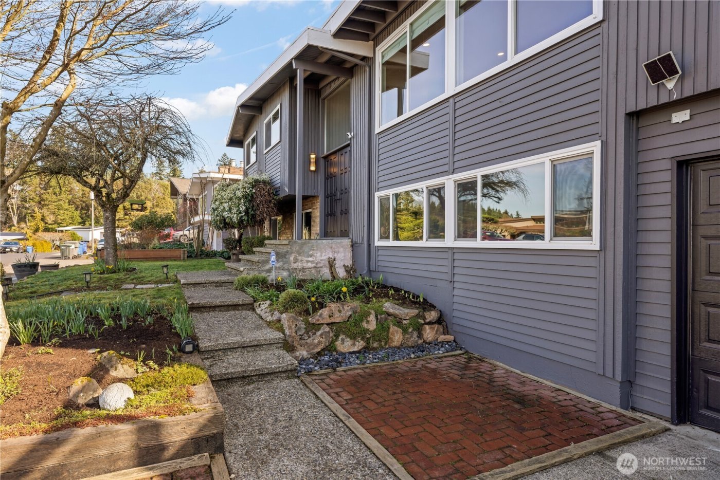 13666 18th Avenue SW, Burien, WA 98166