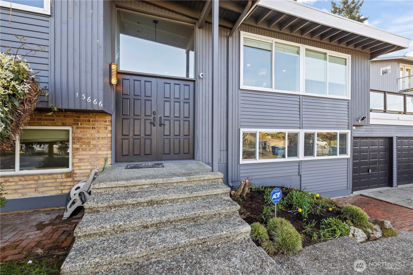 13666 18th Avenue SW, Burien, WA 98166