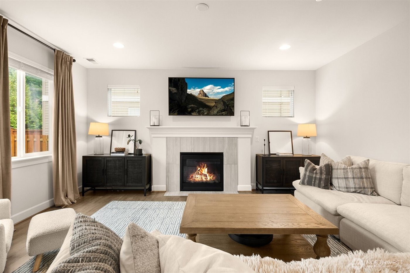 622 Mt Teneriffe Drive SE, North Bend, WA 98045