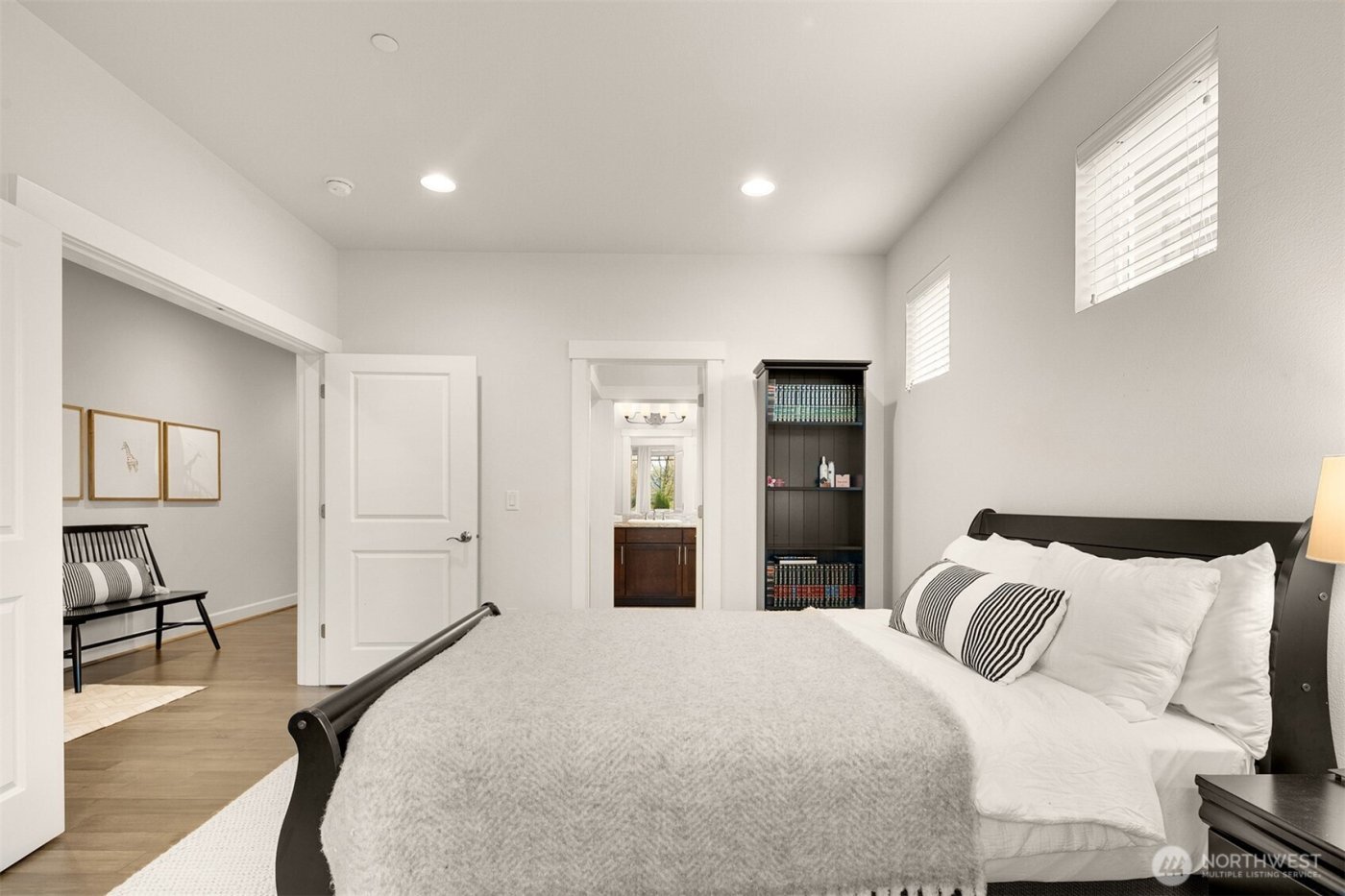 622 Mt Teneriffe Drive SE, North Bend, WA 98045