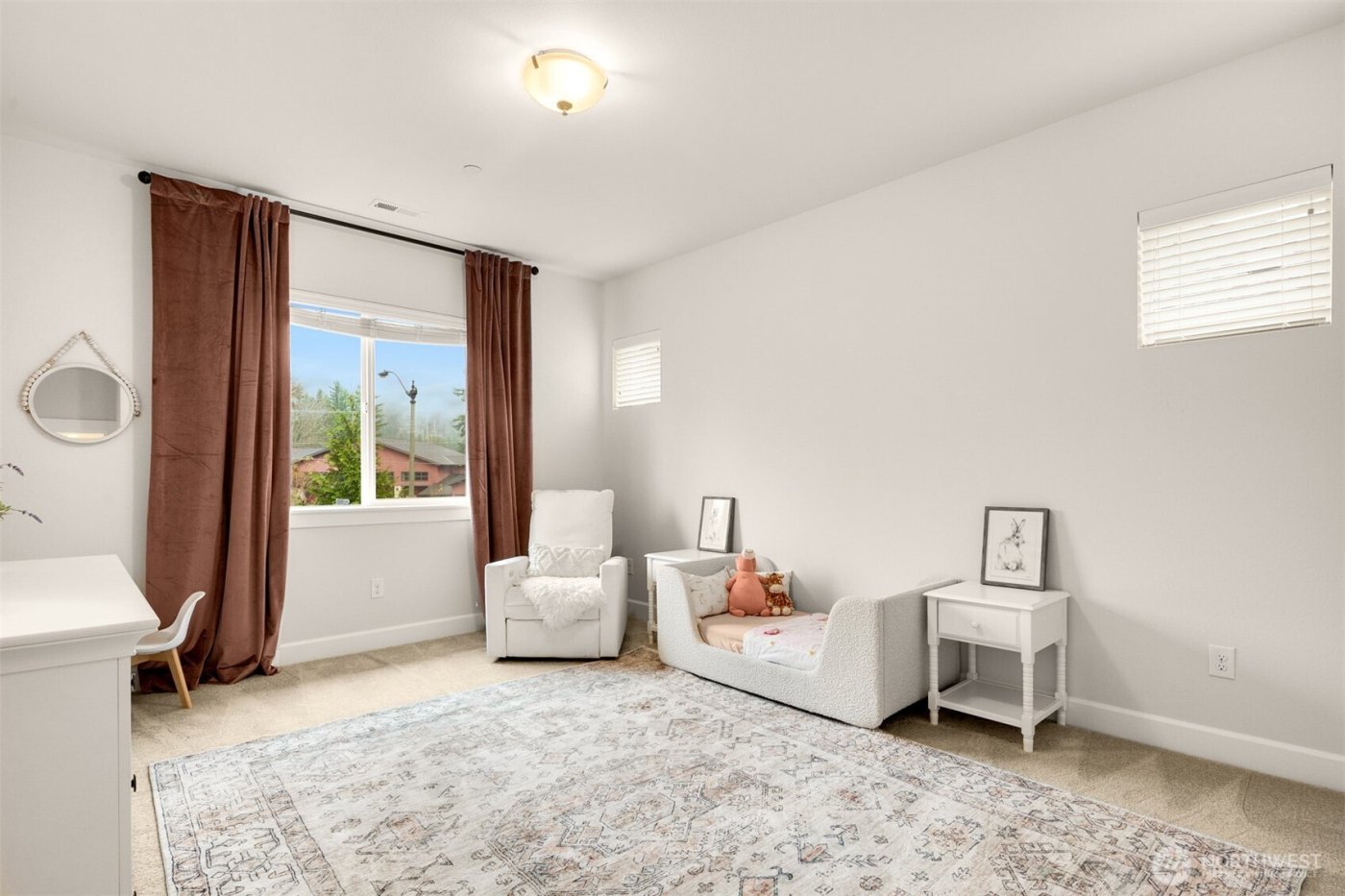 622 Mt Teneriffe Drive SE, North Bend, WA 98045