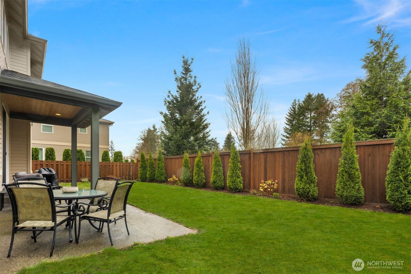 622 Mt Teneriffe Drive SE, North Bend, WA 98045