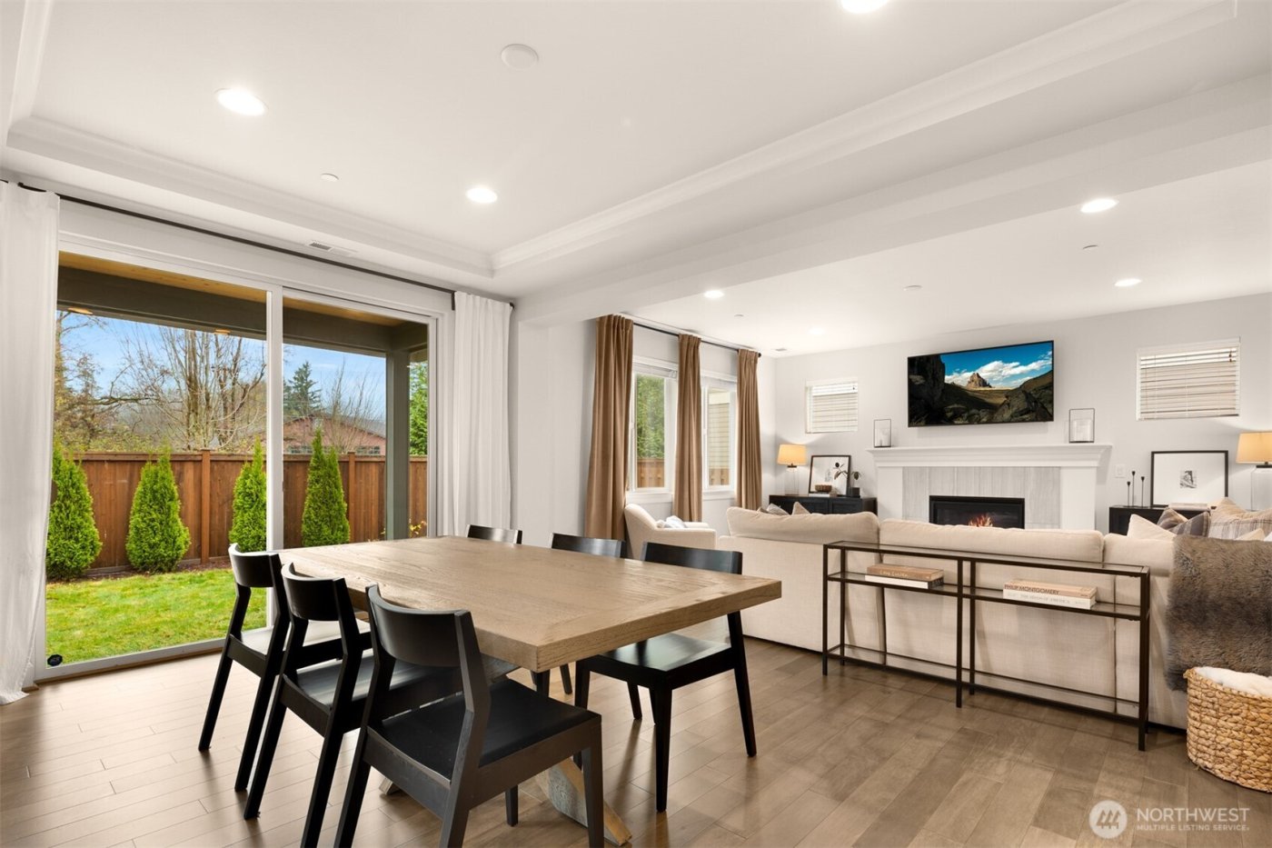 622 Mt Teneriffe Drive SE, North Bend, WA 98045