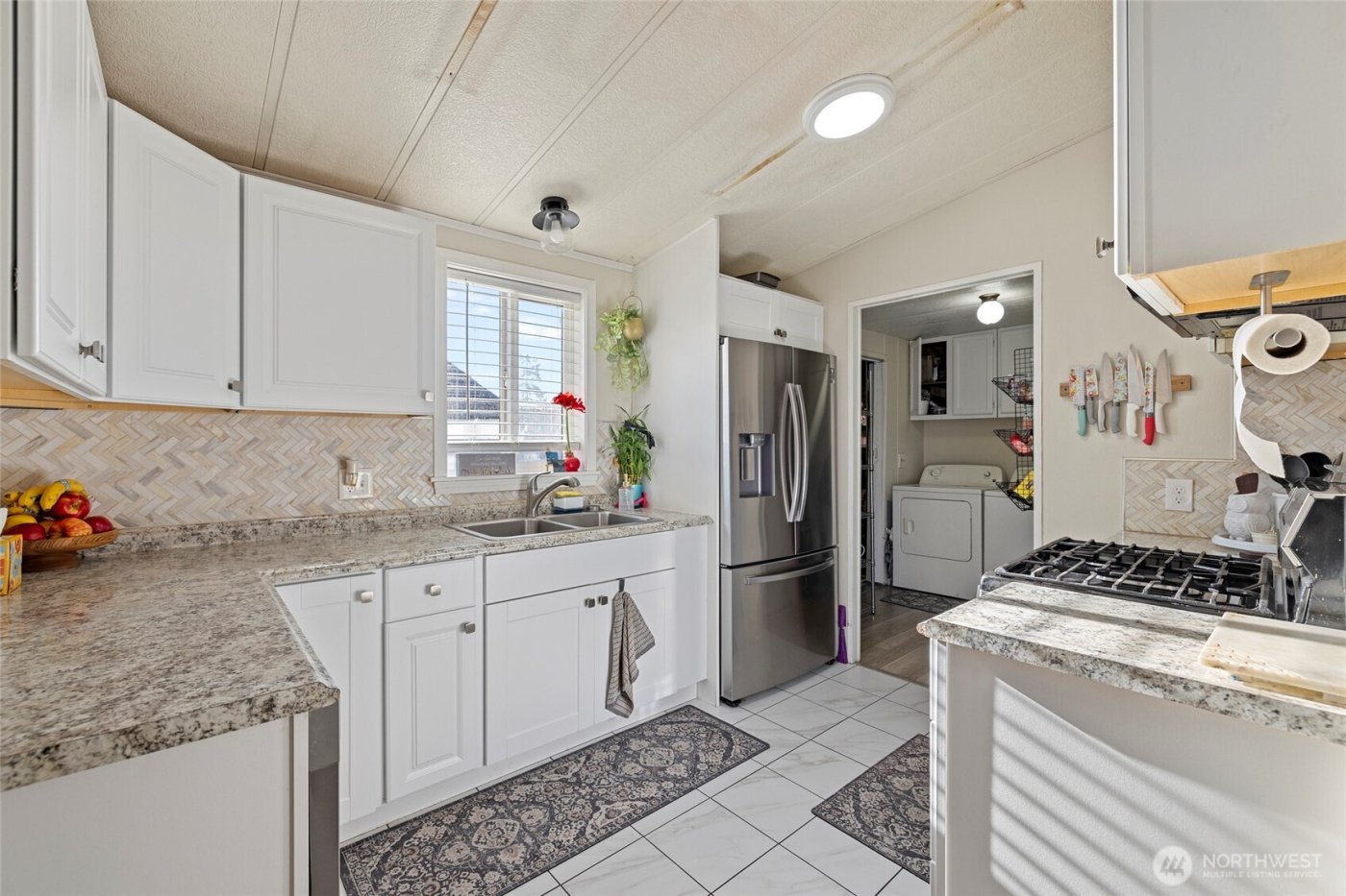 700 NW Crosby Avenue #19, Oak Harbor, WA 98277