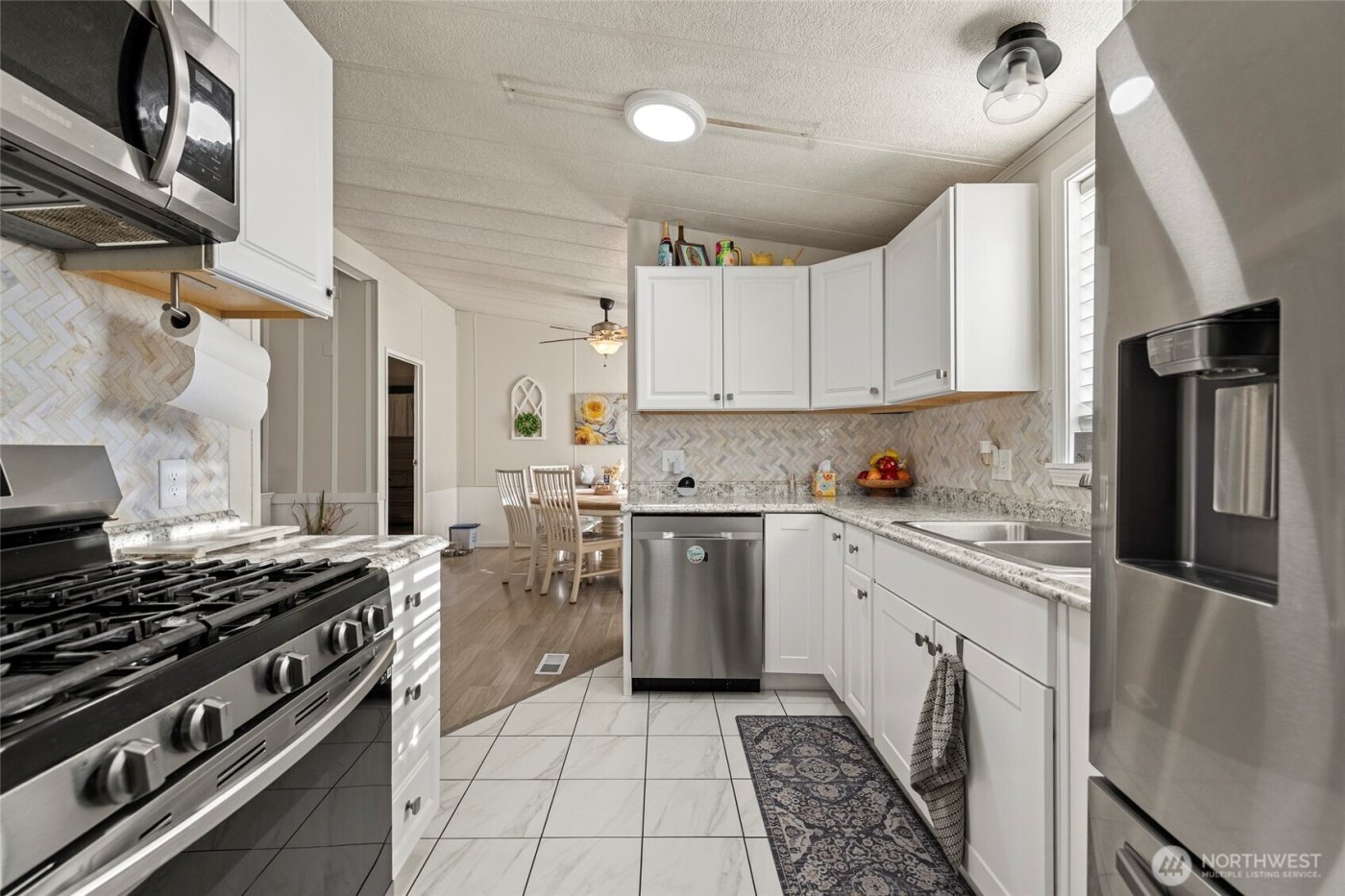 700 NW Crosby Avenue #19, Oak Harbor, WA 98277