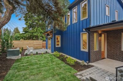 11247 108th Avenue NE, Kirkland, WA 98033 - Photo 2
